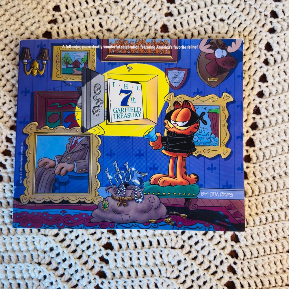 The 7th Garfield Treasury Jim Davis Sunday Comics Collection 1993 Paperback‎
